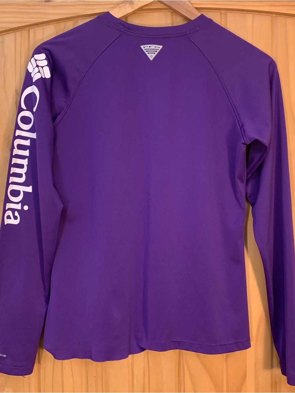 Columbia Women’s XS Purple Long-Sleeve PFG Performance Shirt Omni-Shade - Picture 2 of 10
